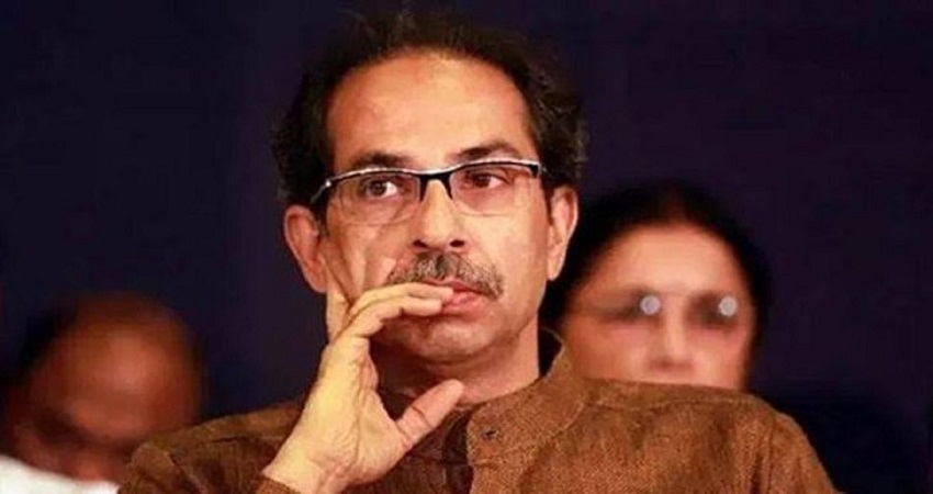 सीएम उद्धव की रणनीति कामयाब? महाराष्ट्र में कोरोना संक्रमण के मामलों में आई गिरावट सीएम उद्धव की रणनीति कामयाब? महाराष्ट्र में कोरोना संक्रमण के मामलों में आई गिरावट